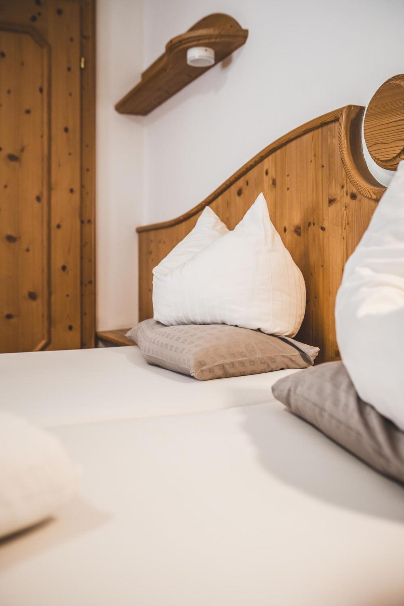 Pension Sonnenheim Schonberg im Stubaital Bagian luar foto