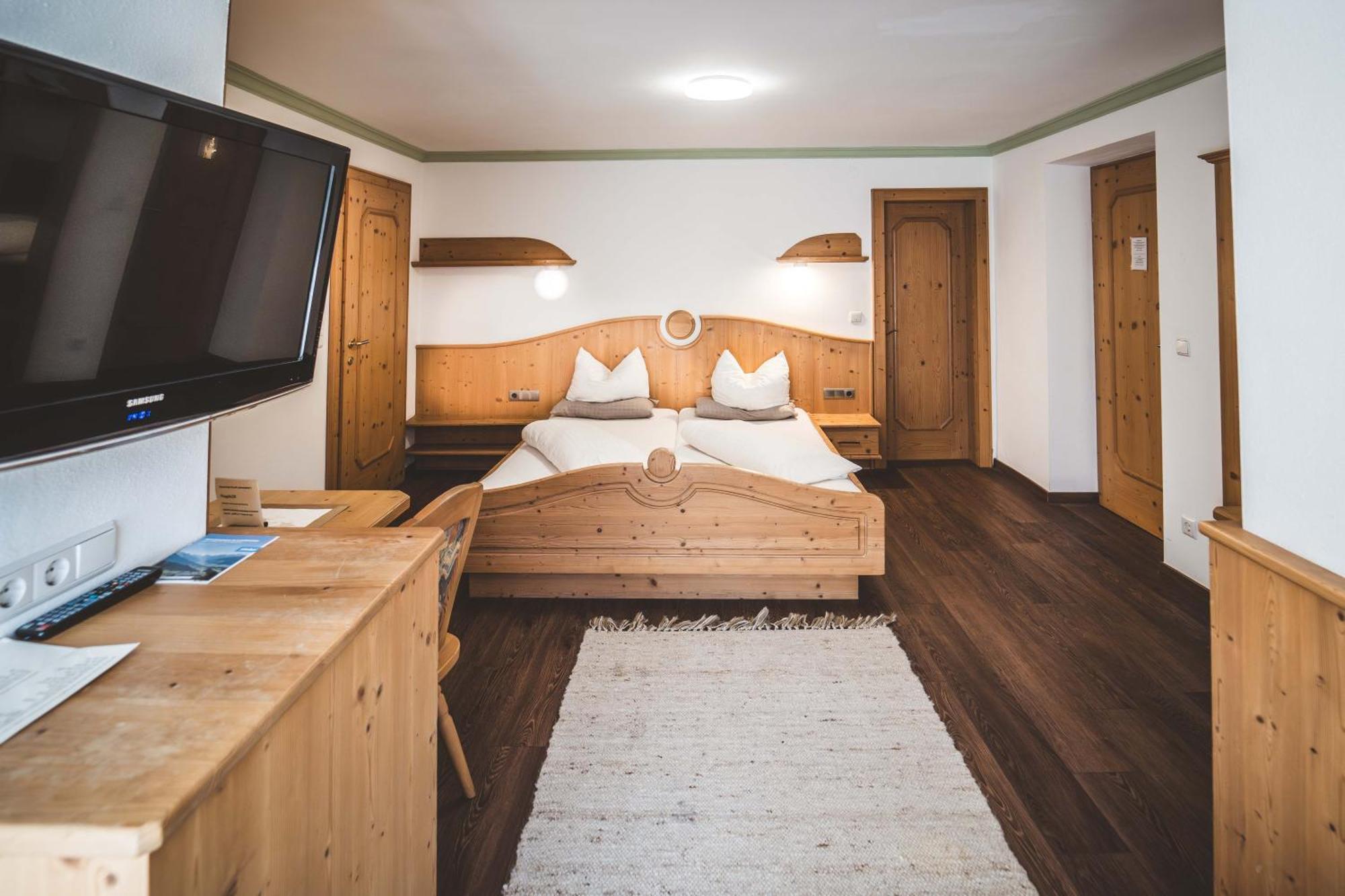 Pension Sonnenheim Schonberg im Stubaital Bagian luar foto