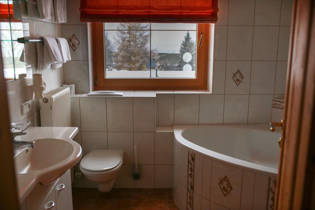 Pension Sonnenheim Schonberg im Stubaital Bagian luar foto
