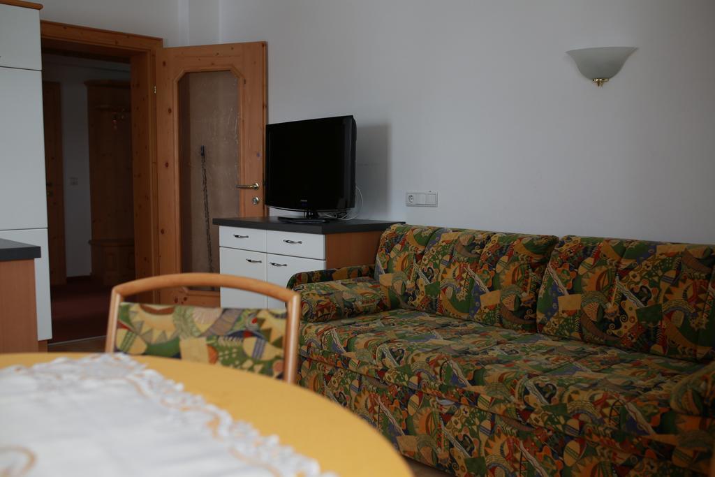 Pension Sonnenheim Schonberg im Stubaital Bagian luar foto