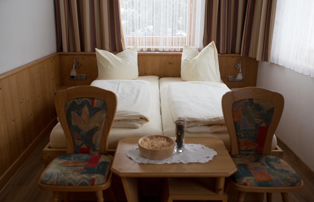 Pension Sonnenheim Schonberg im Stubaital Bagian luar foto
