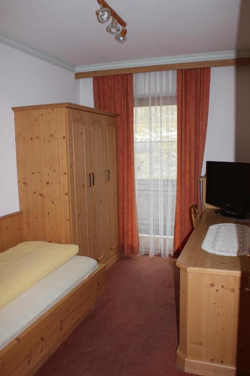 Pension Sonnenheim Schonberg im Stubaital Ruang foto